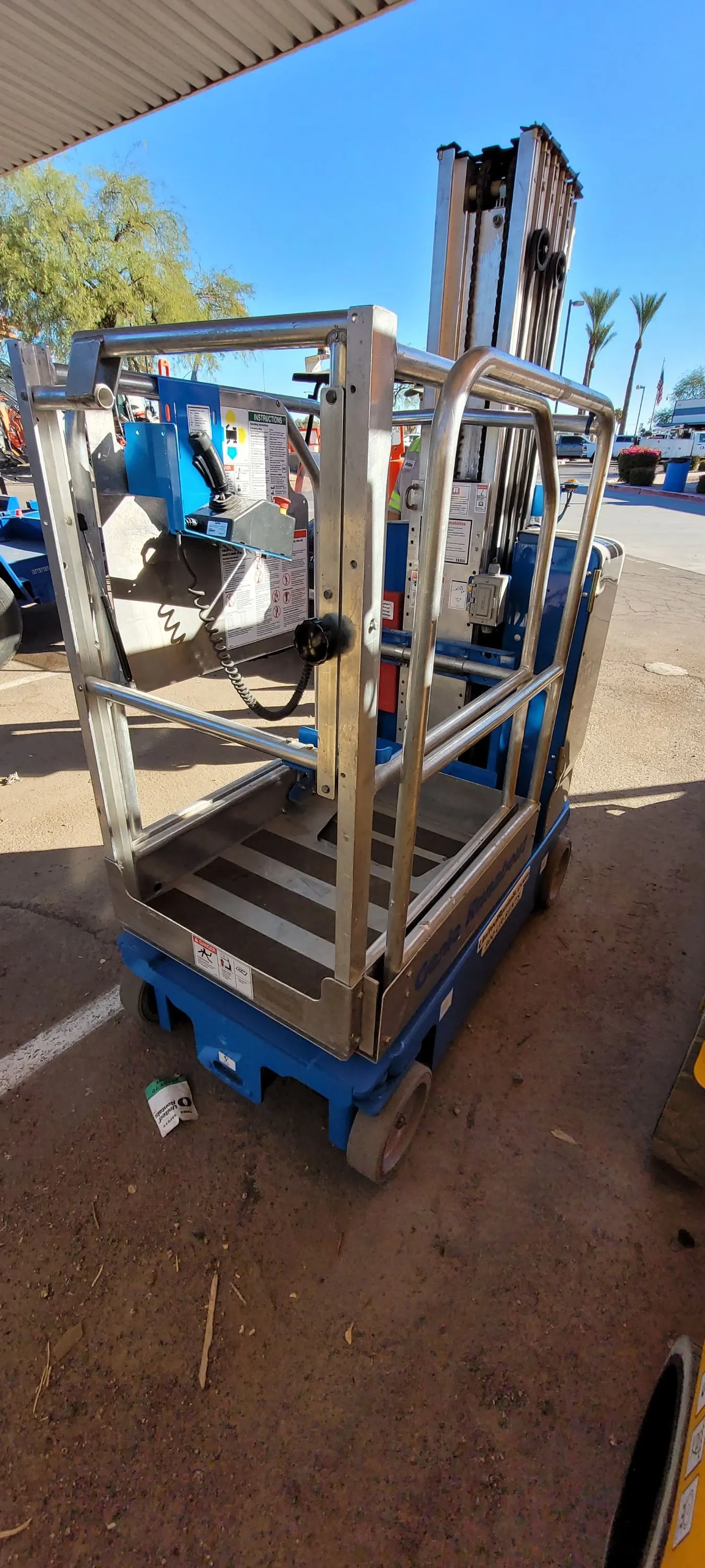 2017 Genie GR-20 Self-Propelled One-Person