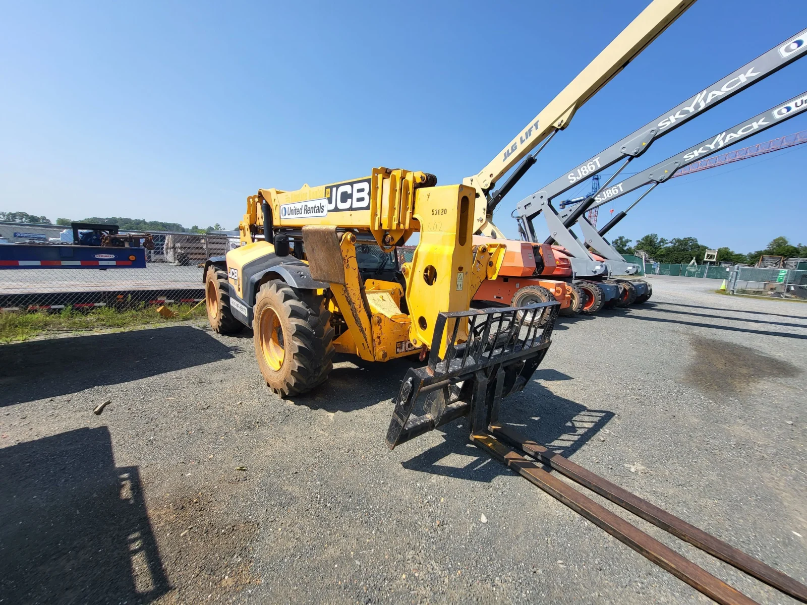 2017 JCB 512-56
