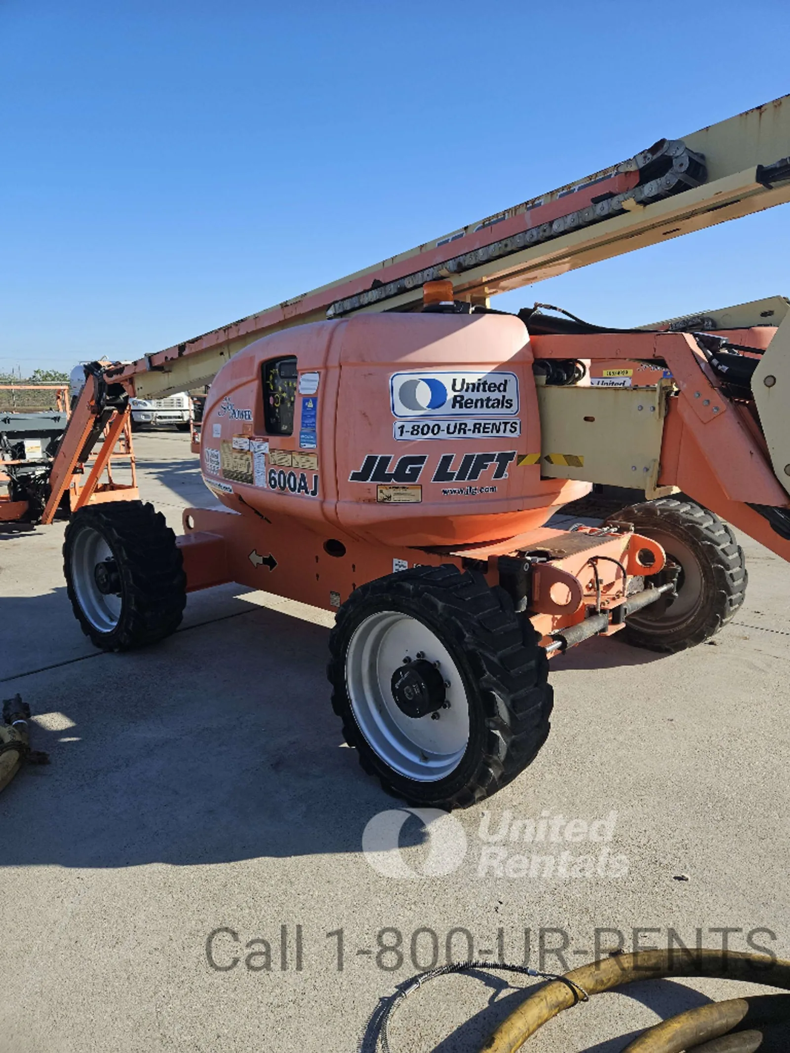 2017 JLG 600AJ Articulating