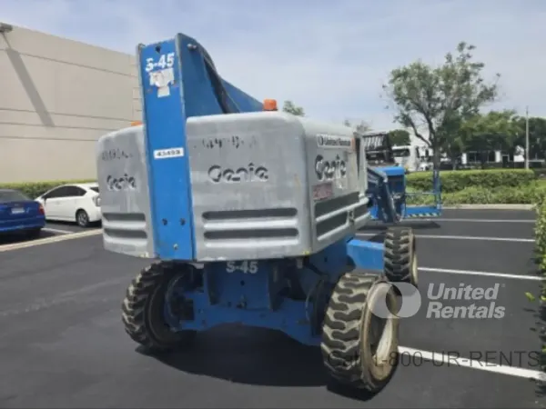 2017 Genie S-45