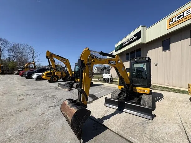 2022 JCB 48Z-1