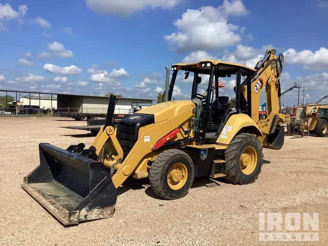 2023 Caterpillar 420XE