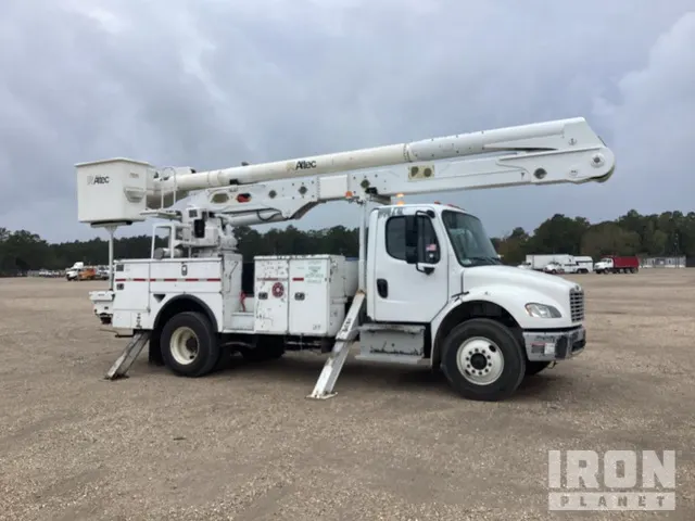 2017 Freightliner M2 106