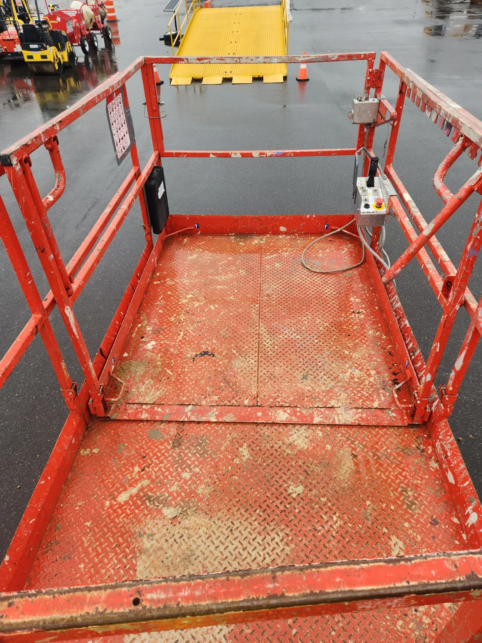 2016 Skyjack SJ6832RT Rough Terrain