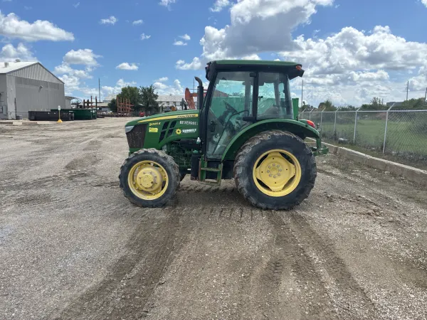 2020 John Deere 5065E