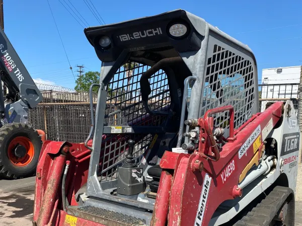 2019 Takeuchi TL6R