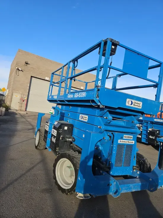 2017 Genie GS-5390 RT Rough Terrain