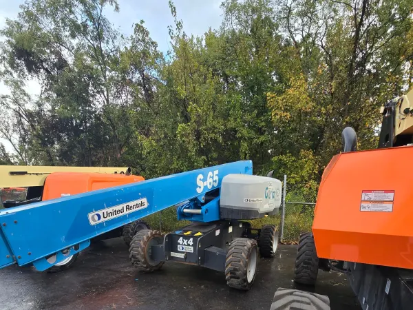 2017 Genie S-65