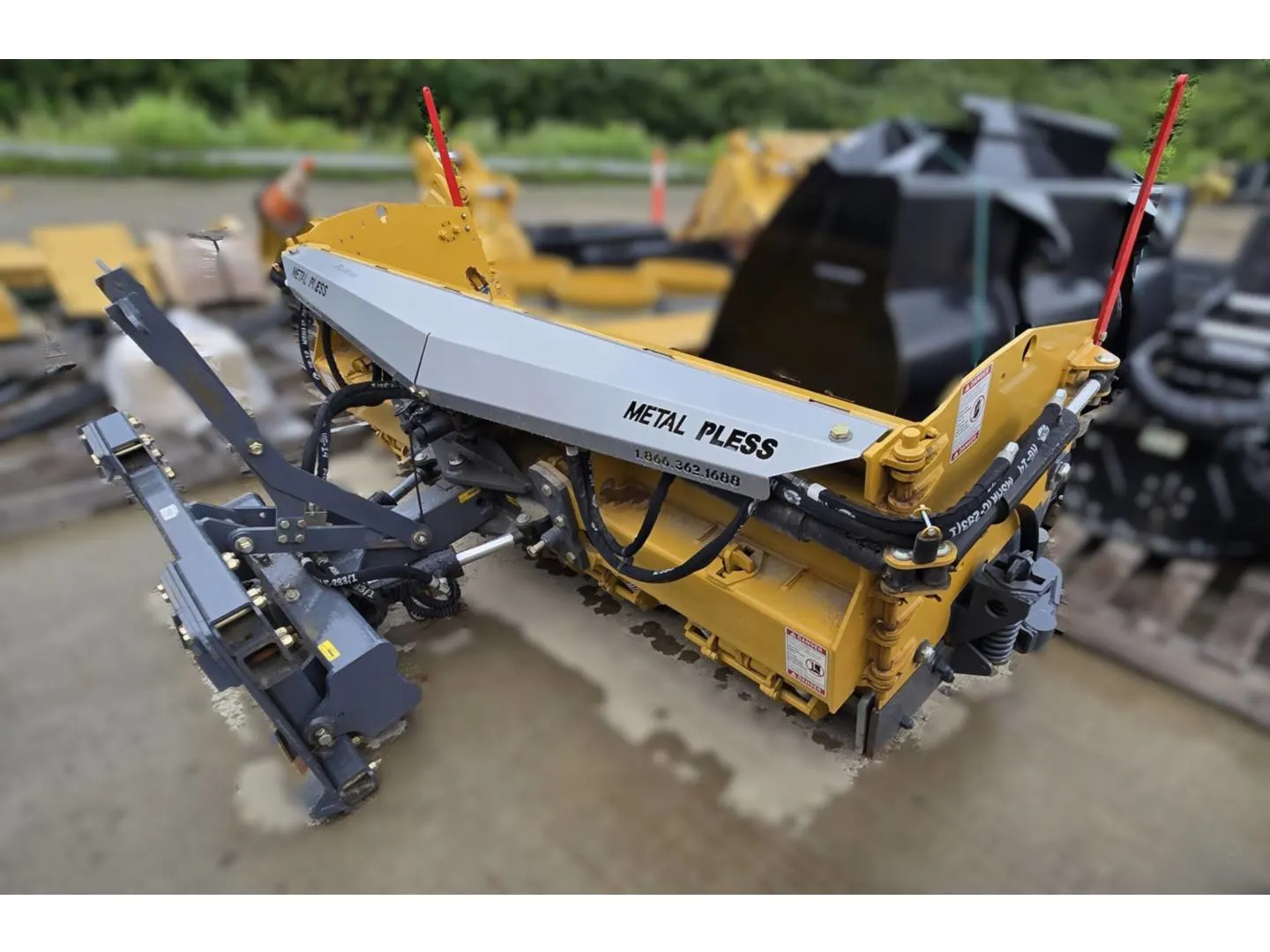 2024 METAL PLESS SSL 8'-13' SNOW WING PLOWMAXX - LIVEEDGE