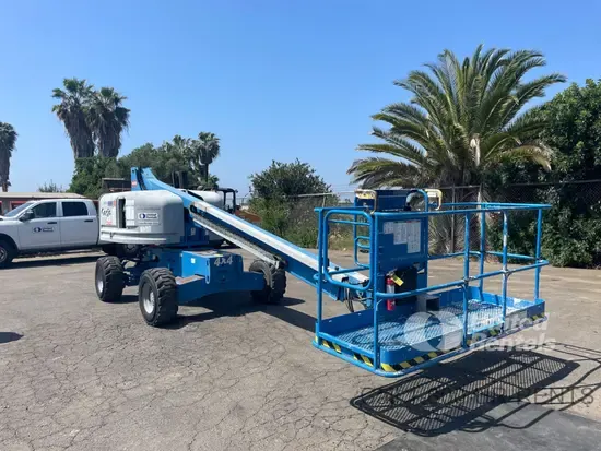 2017 Genie S-40