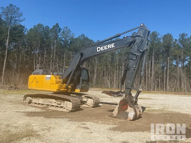 2018 John Deere 210G LC