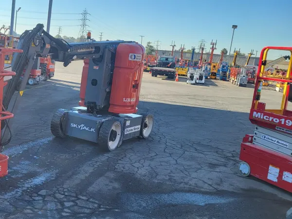 2017 Skyjack SJ30ARJE Articulating