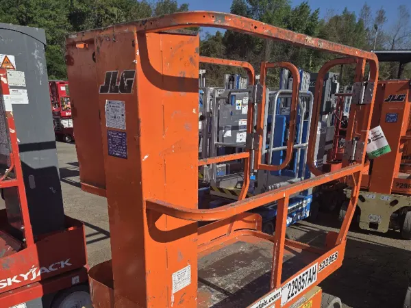 2019 JLG 1230ES Self-Propelled One-Person