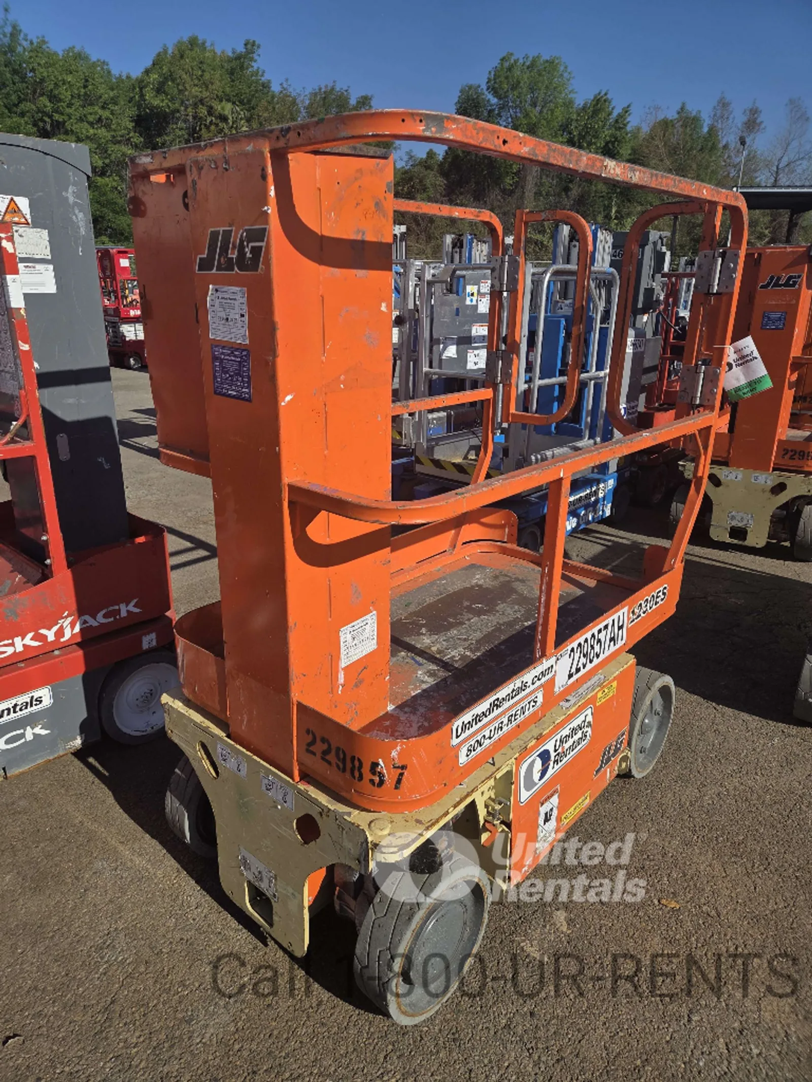 2019 JLG 1230ES Self-Propelled One-Person