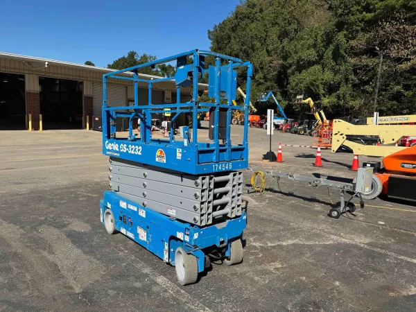2018 Genie GS-3232