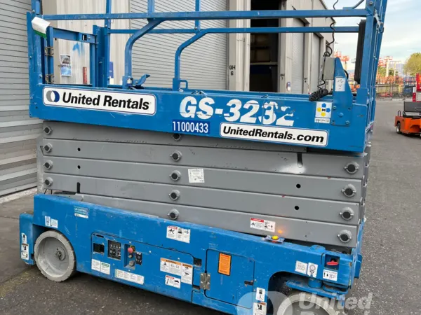 2019 Genie GS-3232