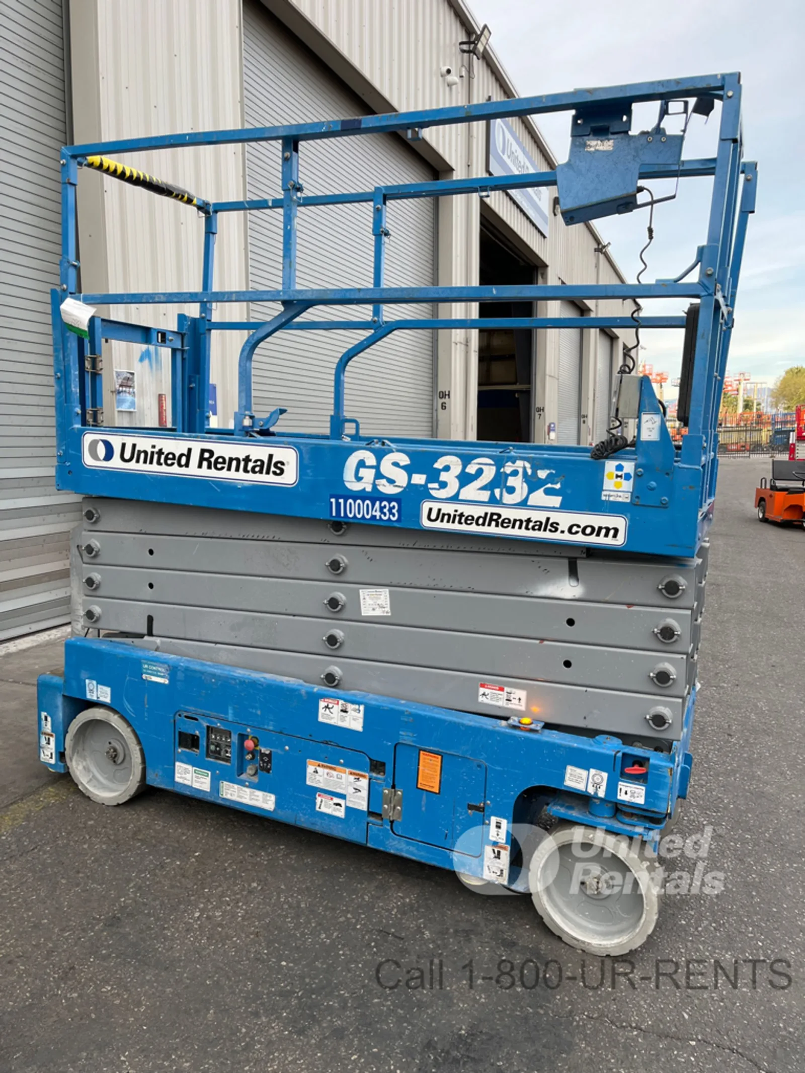 2019 Genie GS-3232