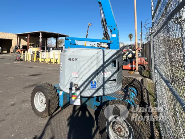 2018 Genie Z-34/22 IC Articulating