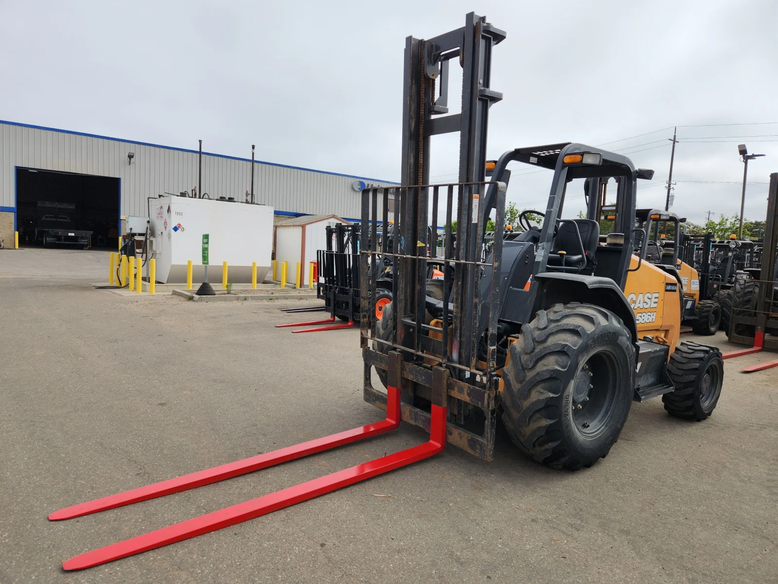 2021 Case 586H