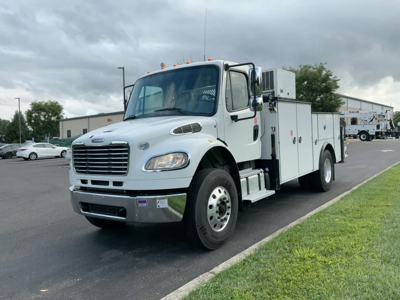 2018 Freightliner M2106