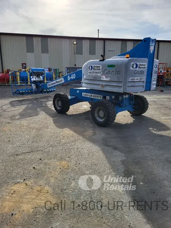 2017 Genie S-40