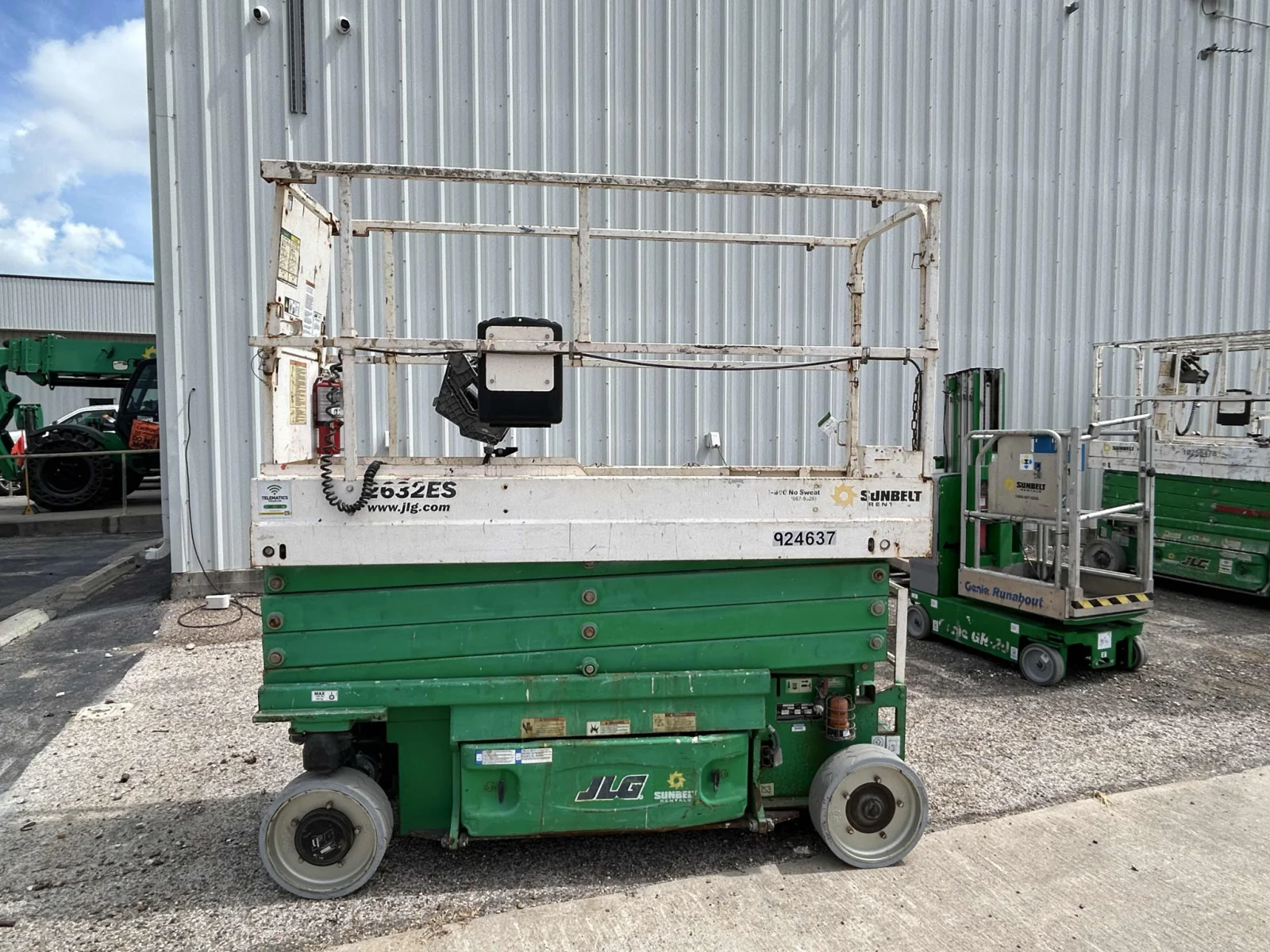 2016 JLG 2632ES