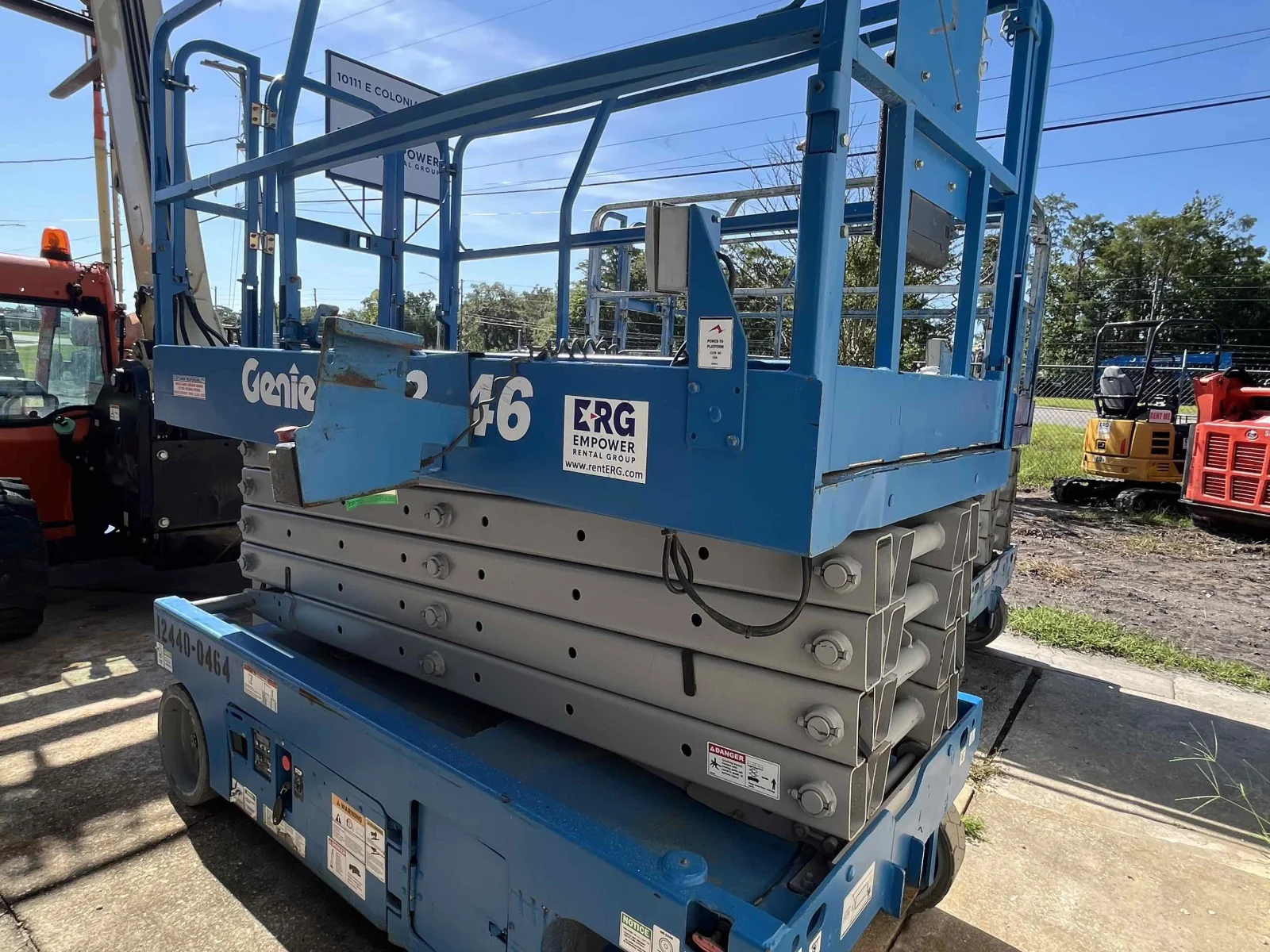 2012 Genie GS-3246
