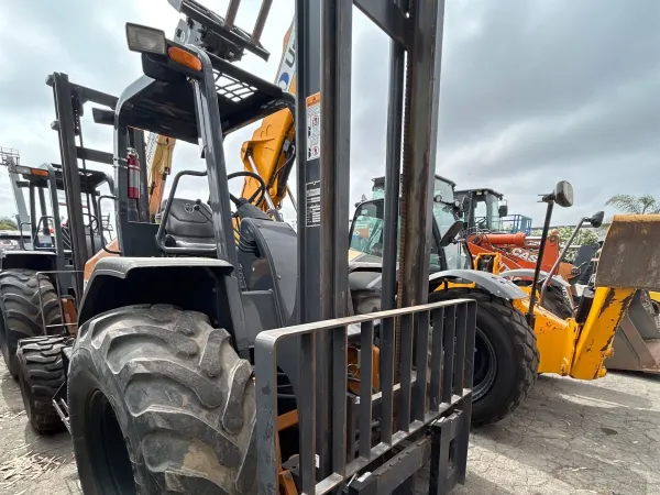 2021 Case 586H