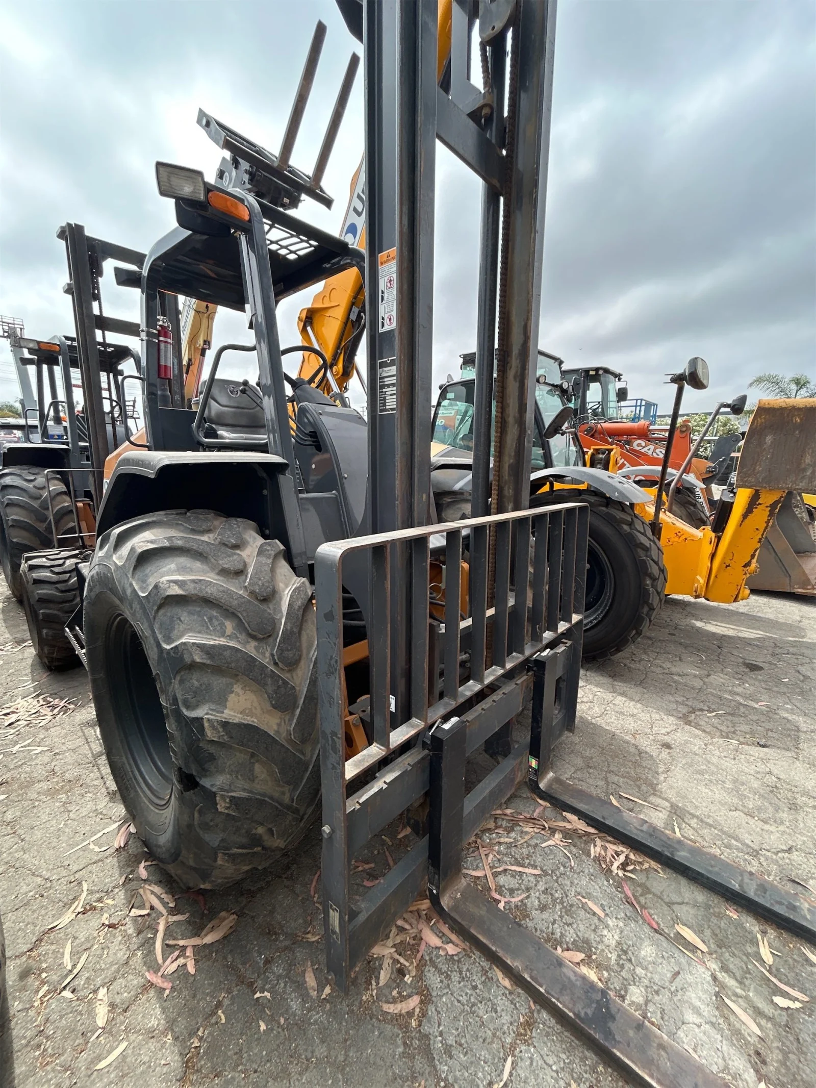 2021 Case 586H