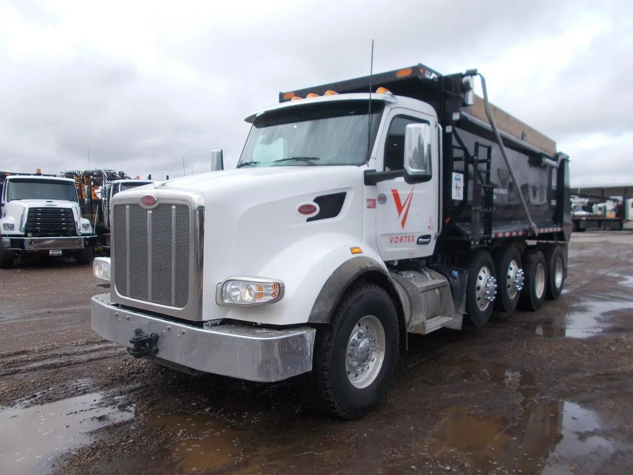 2026 PETERBILT 567