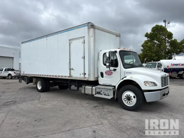 2017 Freightliner M2 106