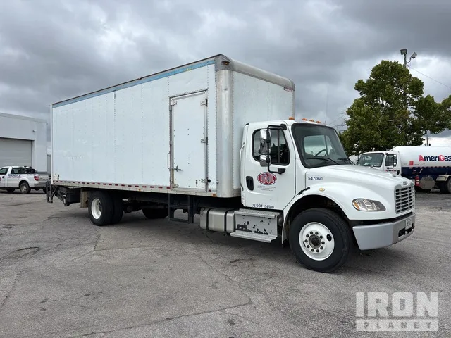 2017 Freightliner M2 106