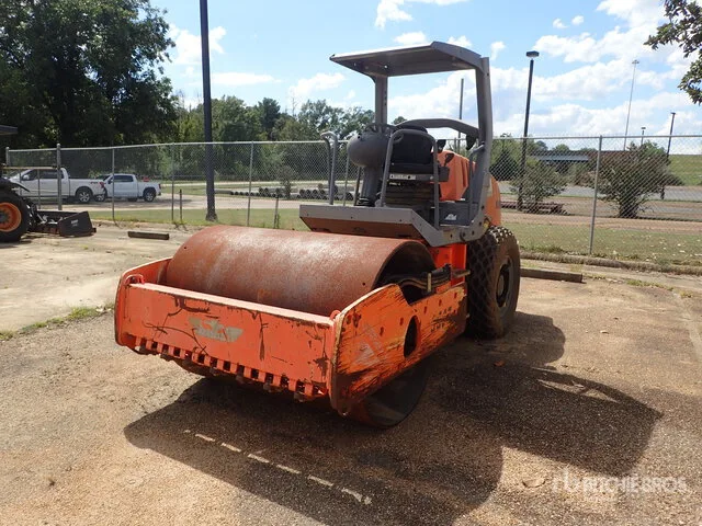 2011 Hamm 3307