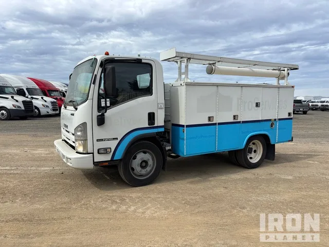 2014 Isuzu NPR-HD