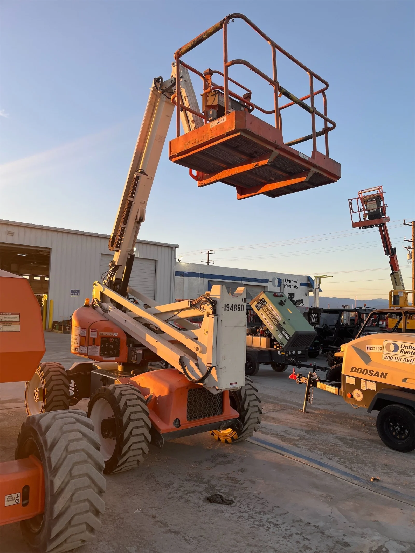 2017 Snorkel A46JRT Articulating