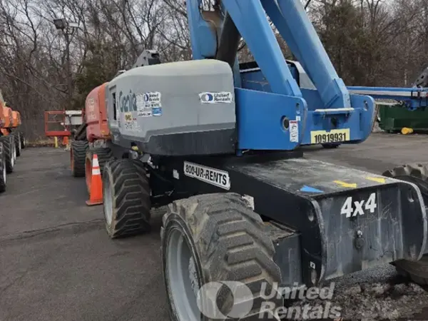 2019 Genie S-85XC