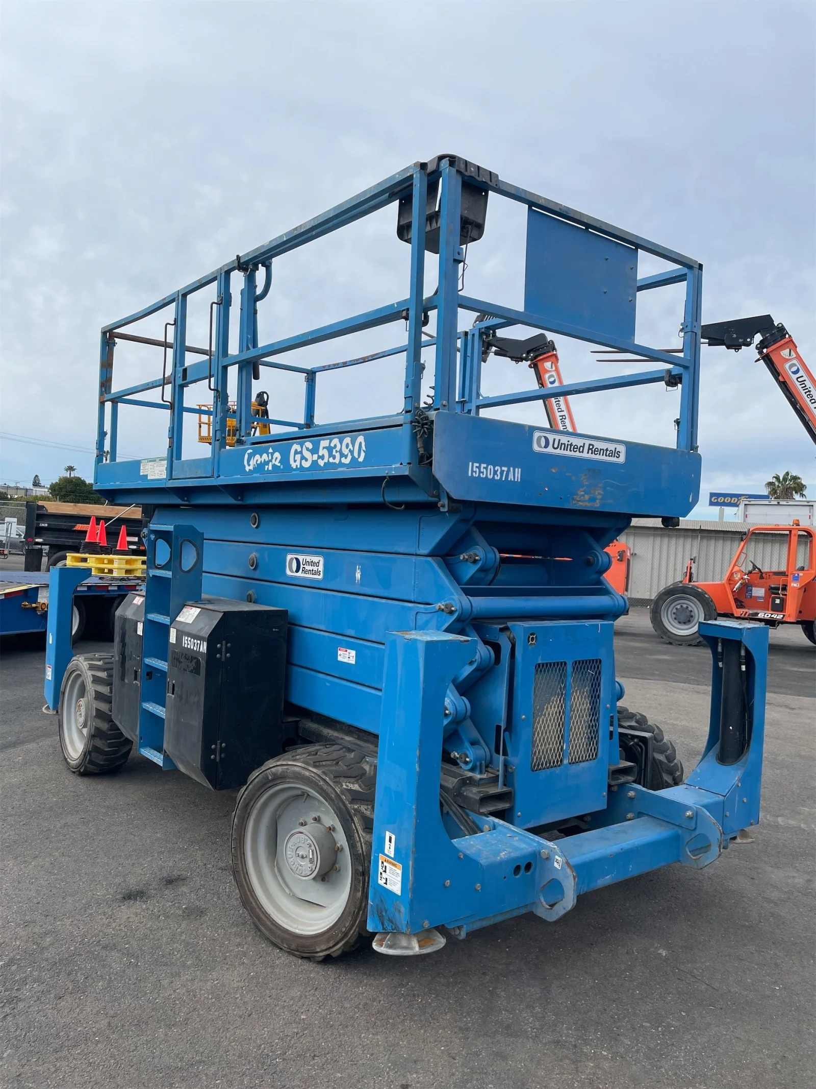 2015 Genie GS-5390-RT-Rough-Terrain