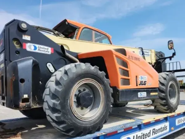 2019 JLG 1732