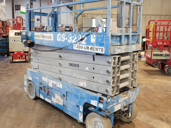 2017 Genie GS-3232