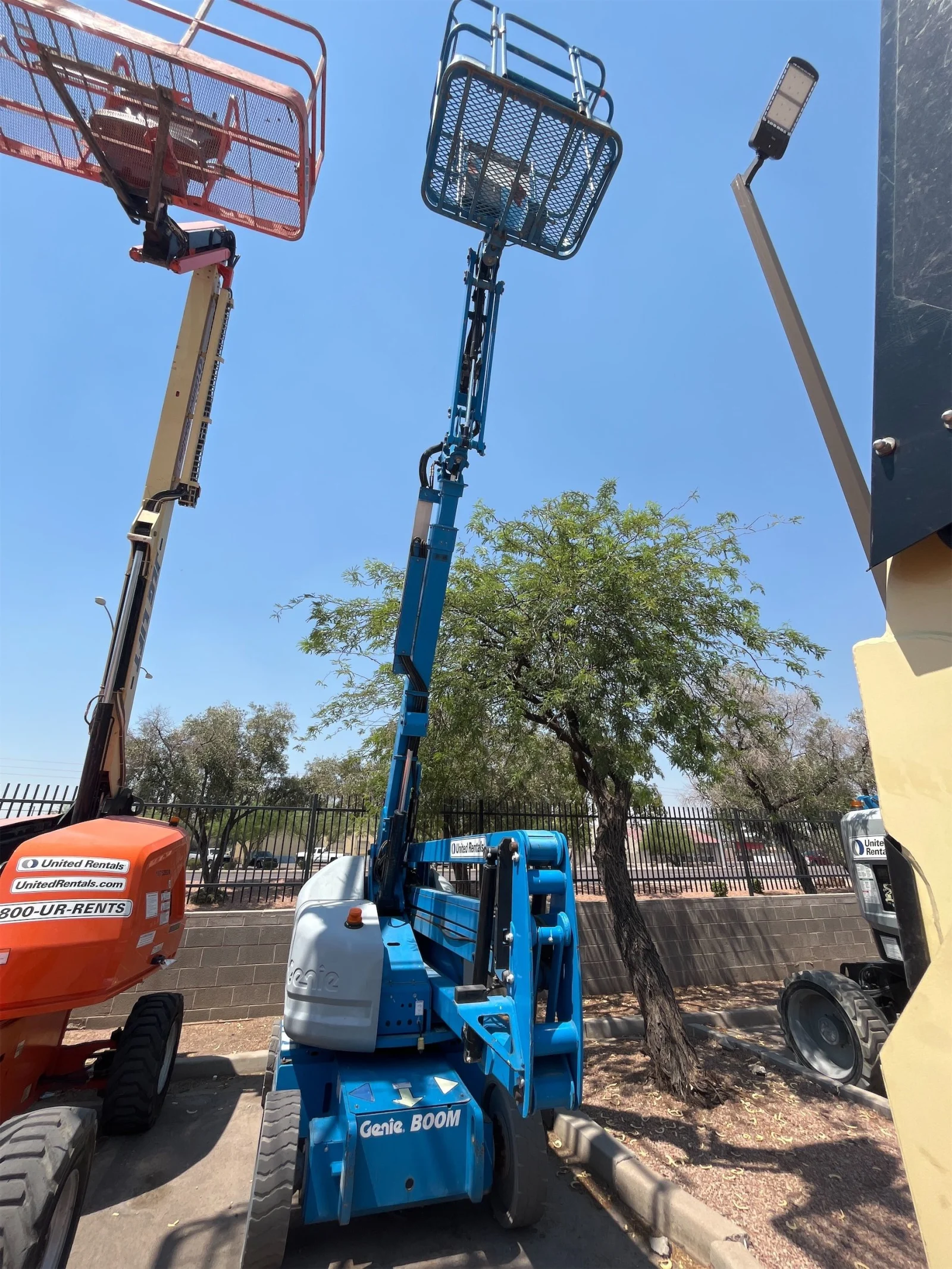 2016 Genie Z-40/23N RJ Articulating
