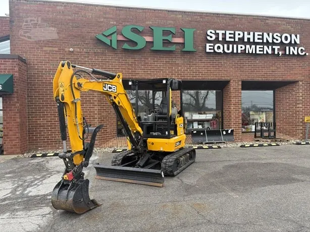 2023 JCB 35Z-1