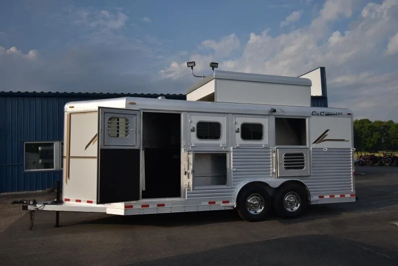 2008 C&C Trailers C and C Trailers 4 Horse Bumper Horse Trailer