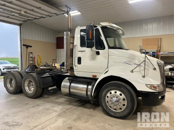 2009 International 8600