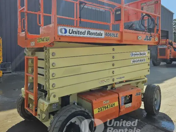 2019 JLG 4069LE