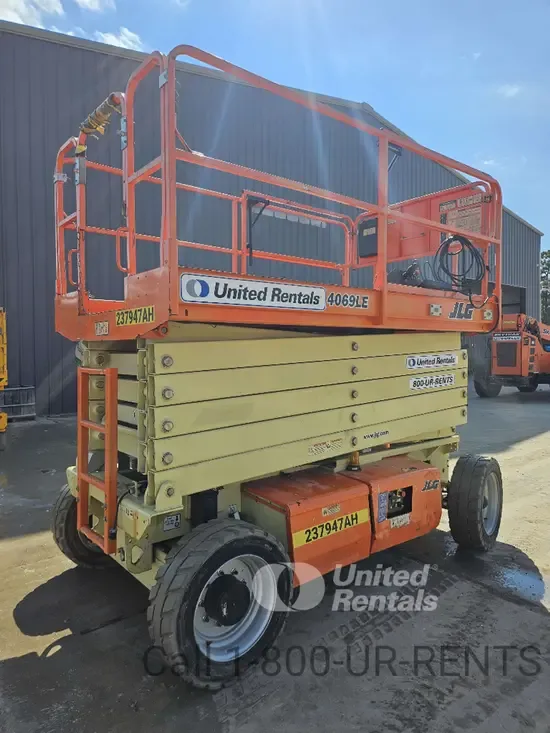 2019 JLG 4069LE
