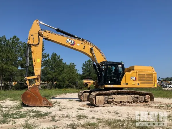 2024 Caterpillar 352