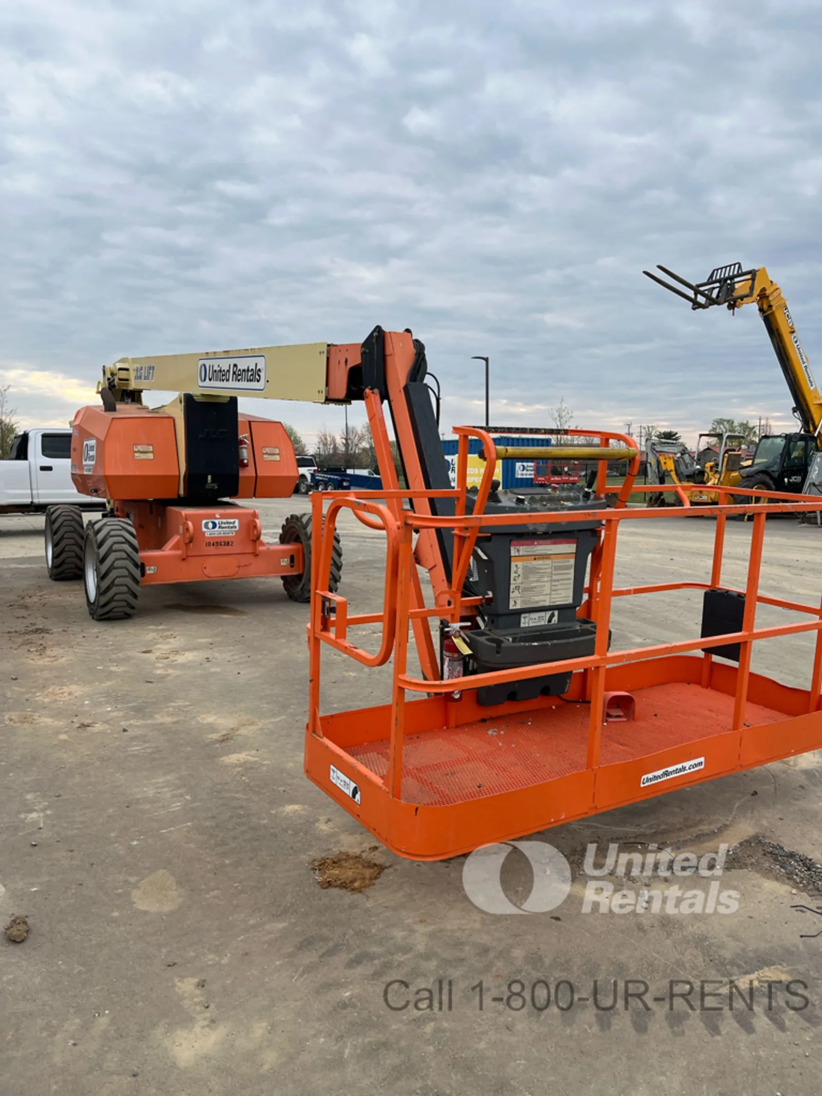 2016 JLG 800AJ Articulating