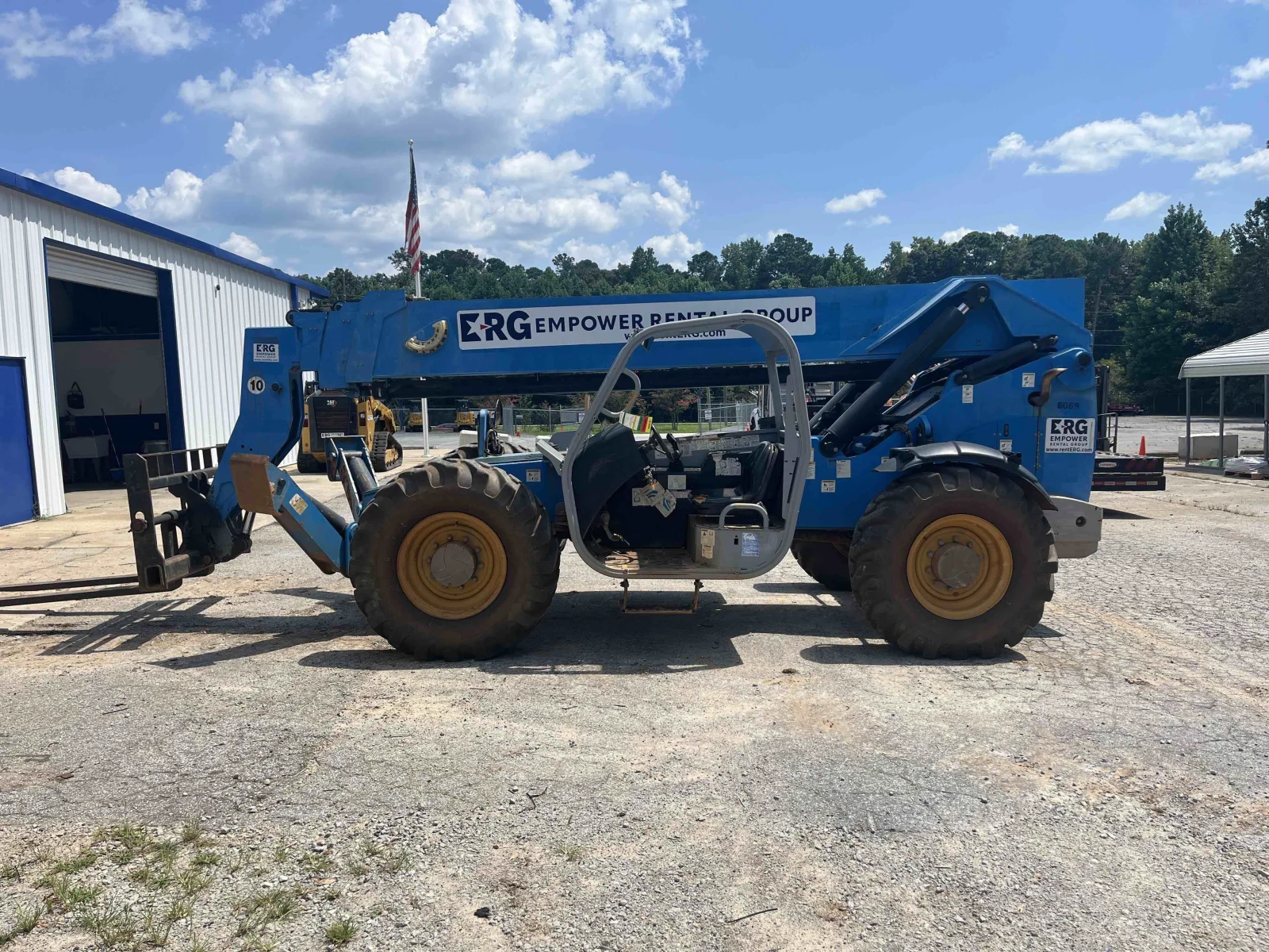 2012 Genie GTH-1056