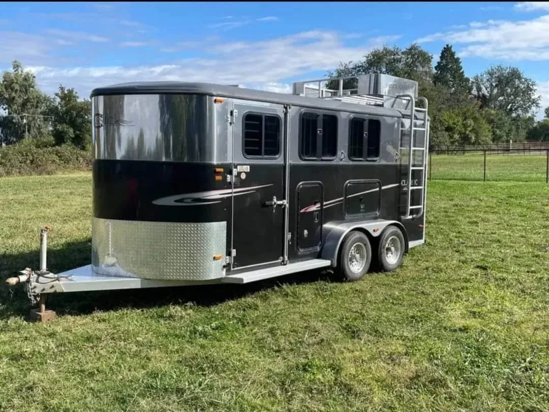2005 Monarch classic aluminum 3 Horse monarch 16 foot