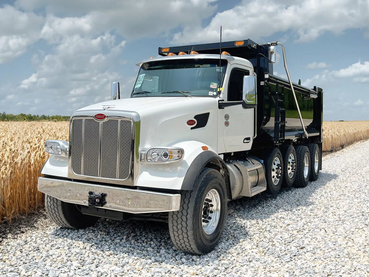 2026 PETERBILT 567